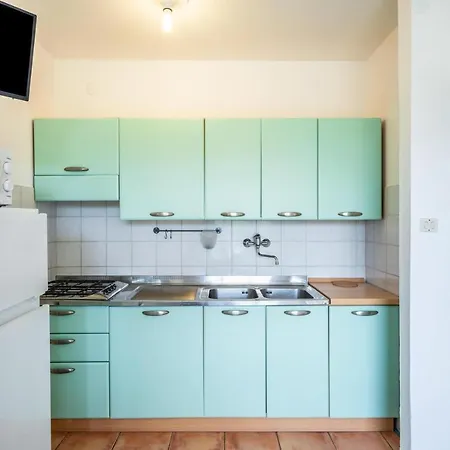 Condominio Silente C Ne *