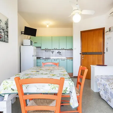 Condominio Silente C Ne 아파트