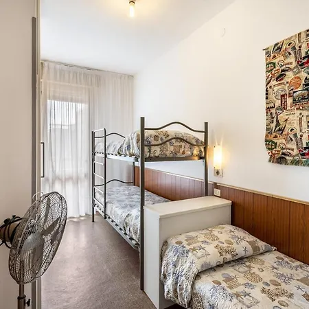 Condominio Silente C Ne 아파트 *